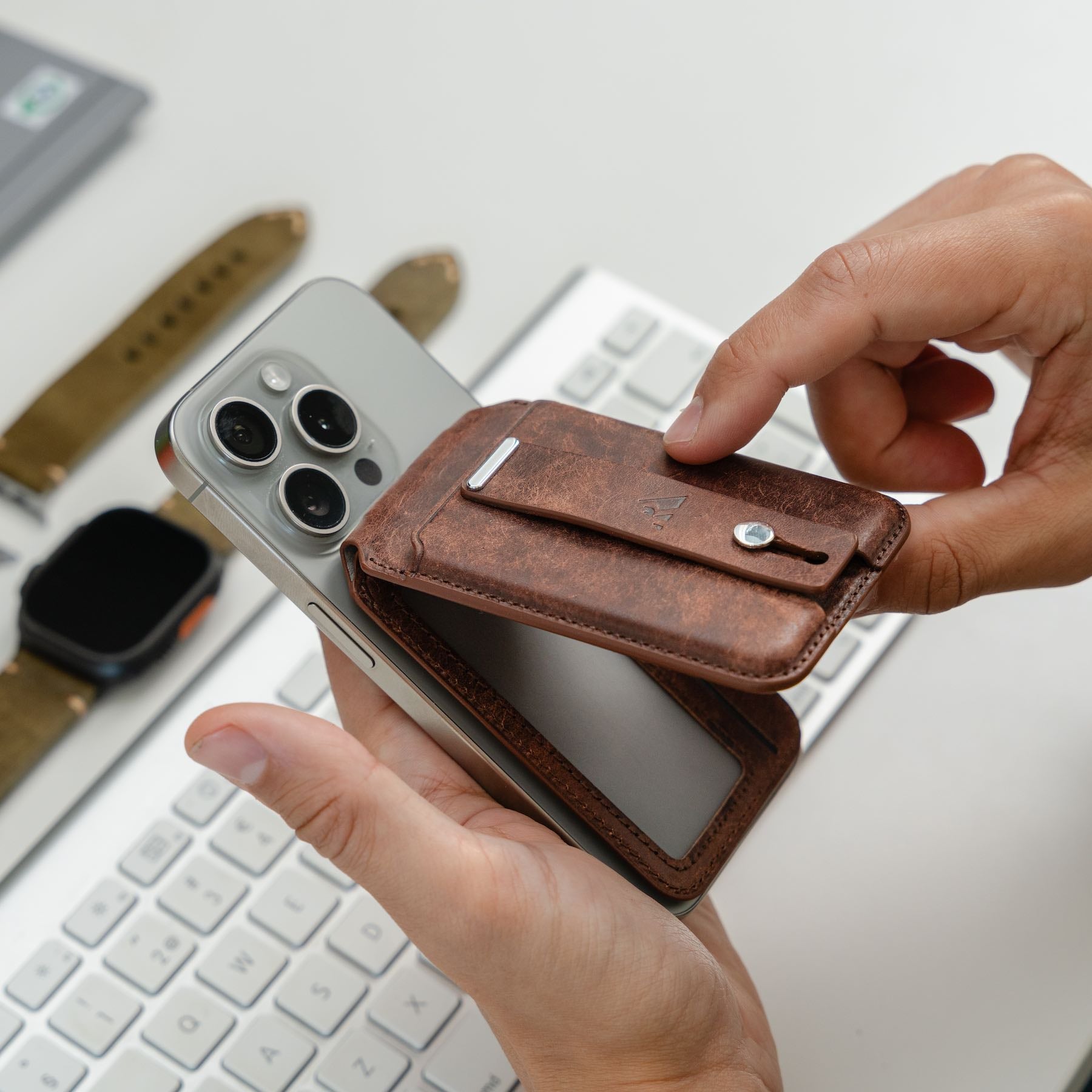 RG Magnetic Cardholder